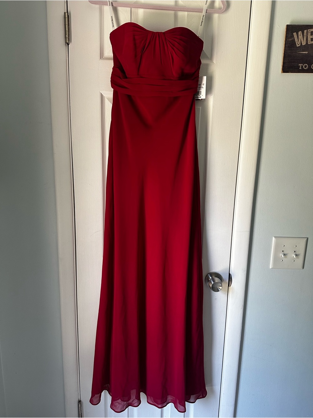 NWT David's Bridal Red Strapless Sweetheart Chiffon Maxi Gown Size 2